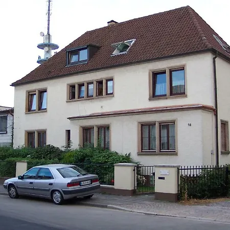 Apartment Fewo Landau Zentrum *